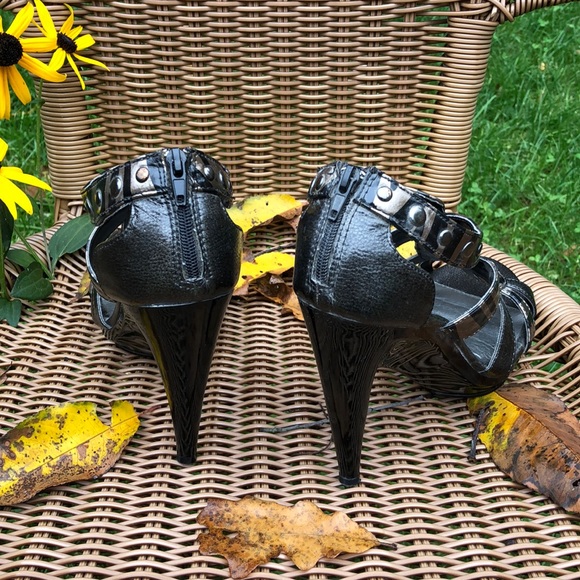 BKE Heels - Picture 3 of 8